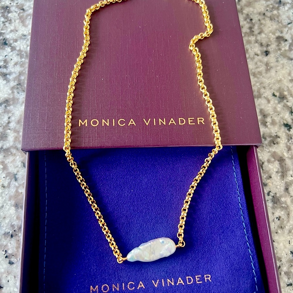 MONICA VINADER Gold Chain Necklace with Irregular White/Opalescent Baroque Pearl
